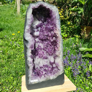 Amethyst mit großen Spitzen Nr. 62