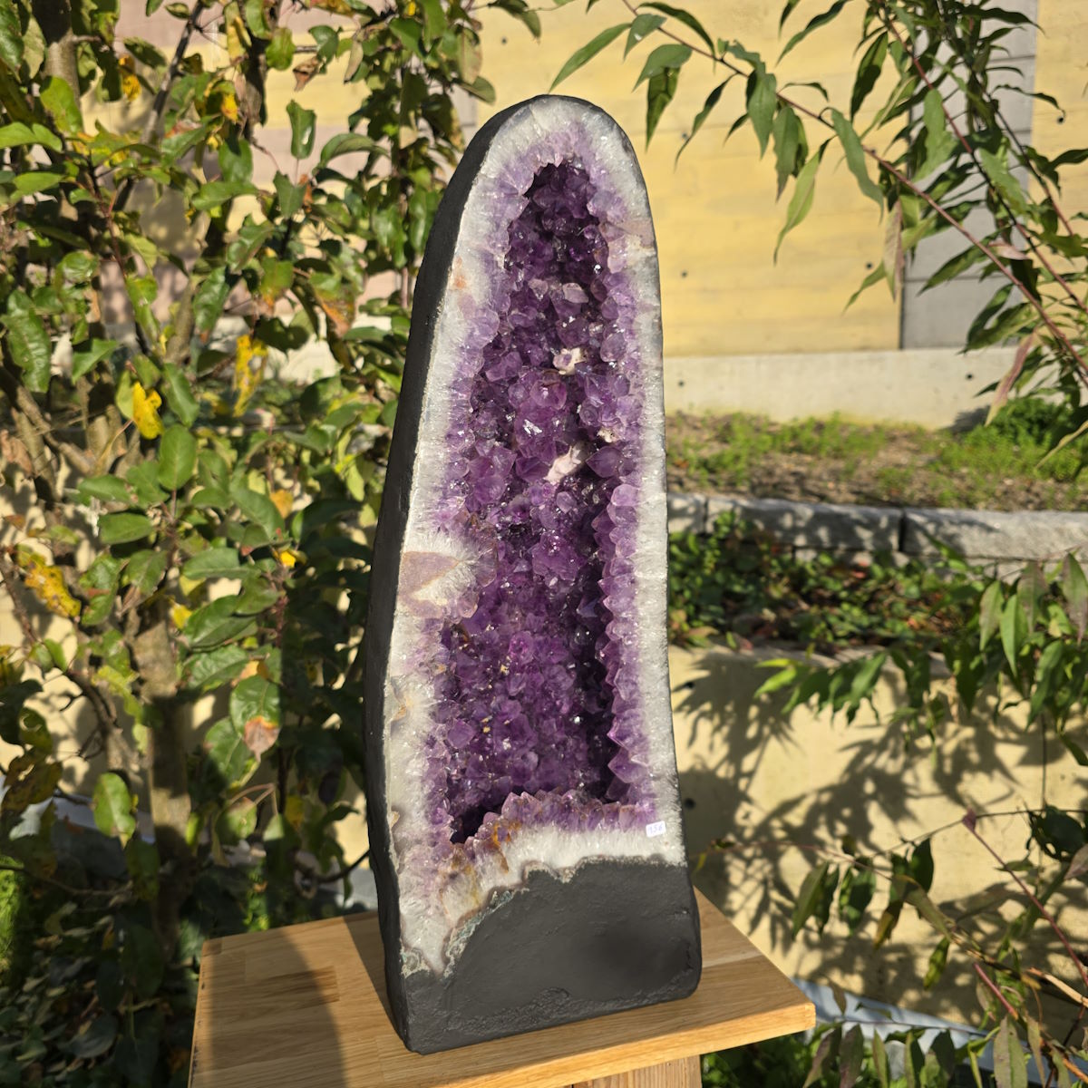 Amethyst Geode mit Achat 