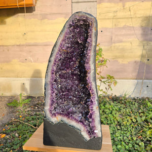 Amethyst Druse mit Rutil Einschlüssen 