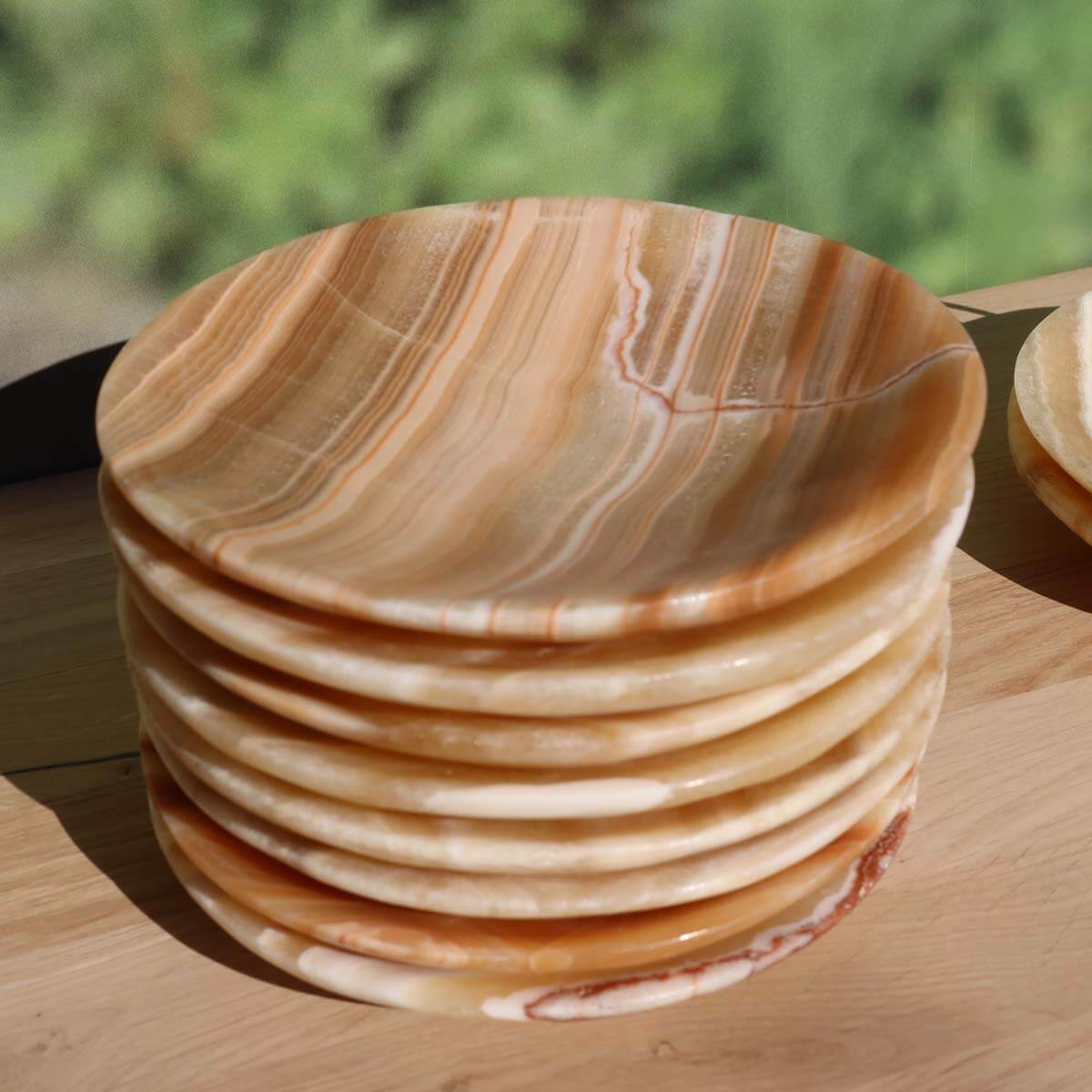 Große gebänderte Aragonit-Schale, 17cm, von Steinwelten in Graz und Wiener Neustadt, ideal für Deko und positive Energieübertragung.