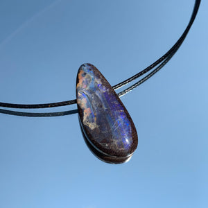 Boulder Opal Handschmeichler